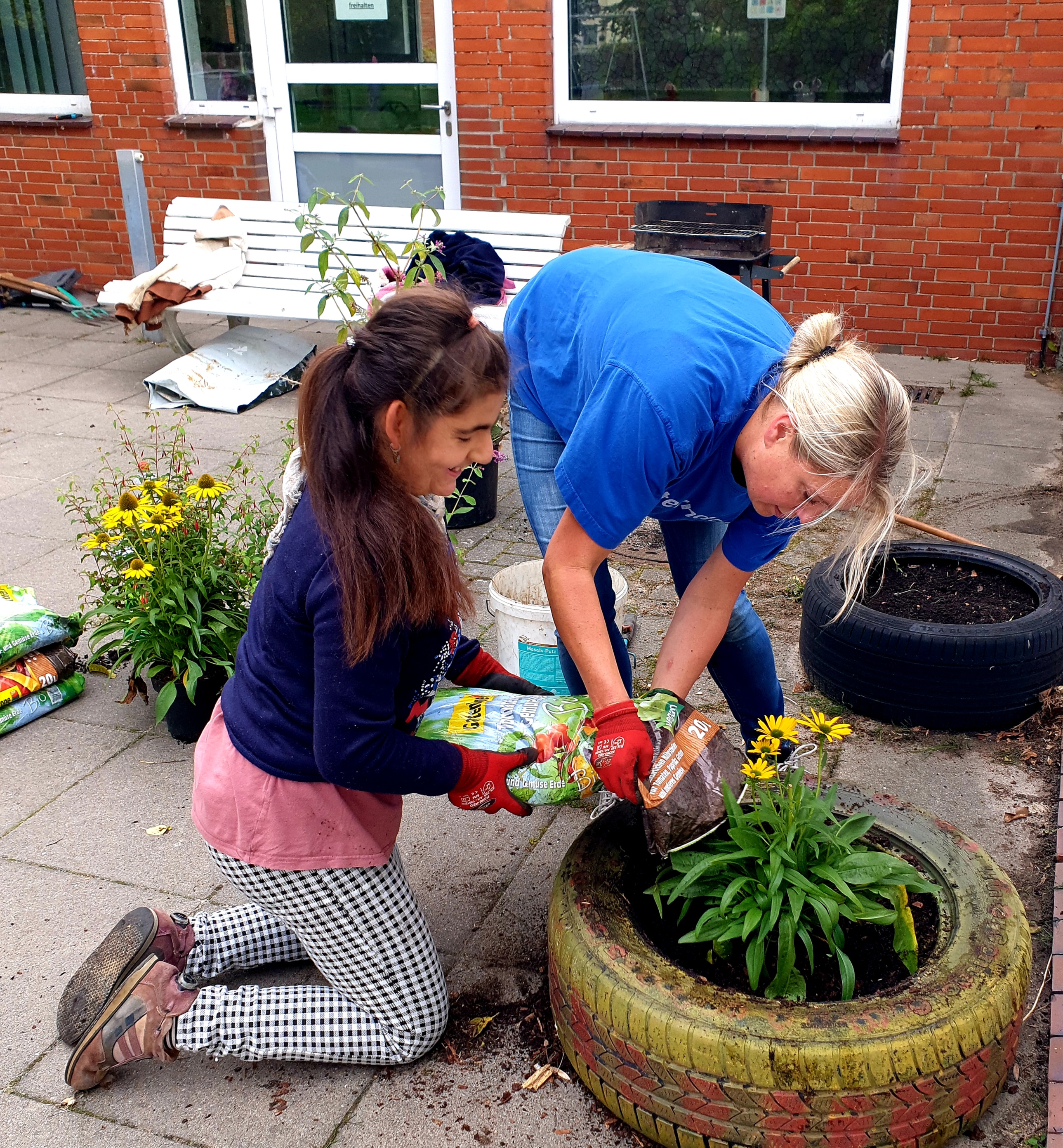 Schulgartentag in der Schule am Meer Schulgartentag in der Schule am Meer