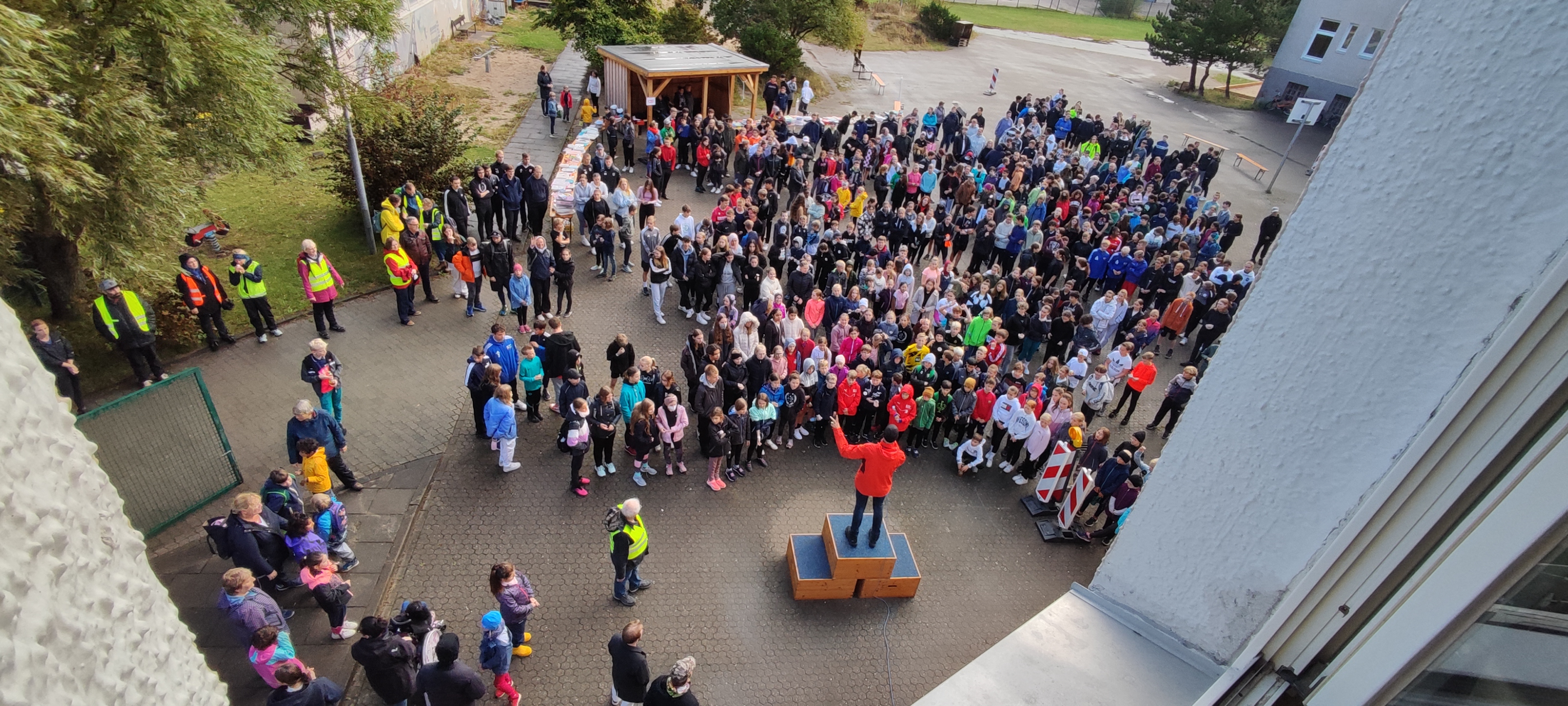 Sponsorenlauf der Schule am Meer und des Amandus-Abendroth-Gymnasiums