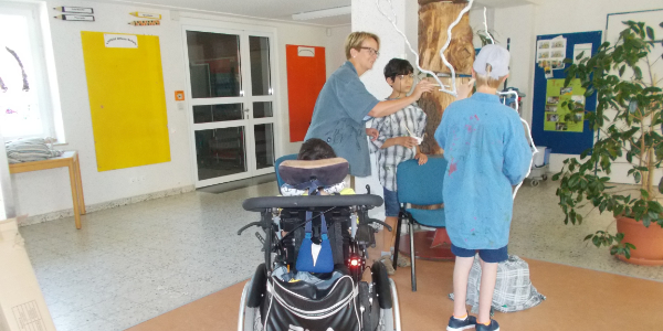 Proejkt: Einsatz in 4 Wänden Proejkt: Einsatz in 4 Wänden